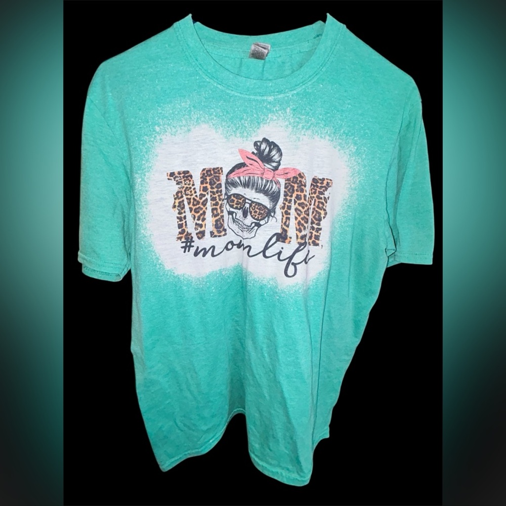 Gildan Softstyle "Mom Life" Bleached Tee - Teal/Heathers - Size Medium